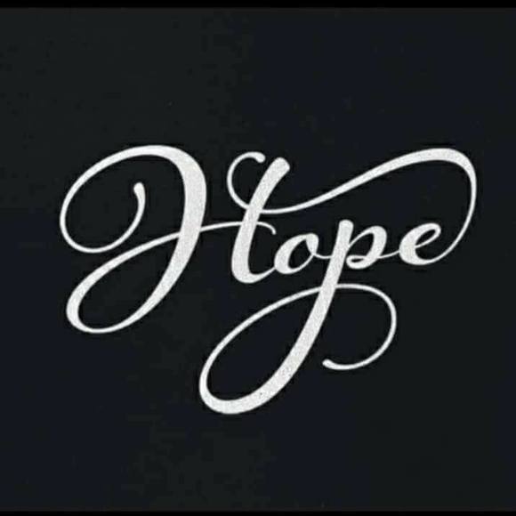 Meet your Posher, Beth - Picture 1 of 1